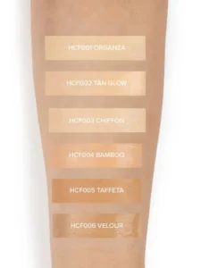 تصویر تست محصول کرم پودر کاراکتر هیالورونیک CHARACTER HYALURONIC FOUNDATION