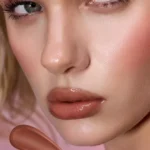 رژ لب حجم‌دهنده شیگلم مدل بولد بوستر SHEGLAM BOLD BOOSTER