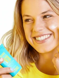 تصویر محصول ژل کرم کنترل‌کننده چربی و جوش صورت ایزدین مدل اكنی بن ISDIN ACNIBEN SHINE & PIMPLES CONTROL