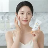 ضدآفتاب مرطوب‌کننده بدون رد سفید آنوا Zero-Cast SPF50+ حجم ۵۰ میلی‌لیتر